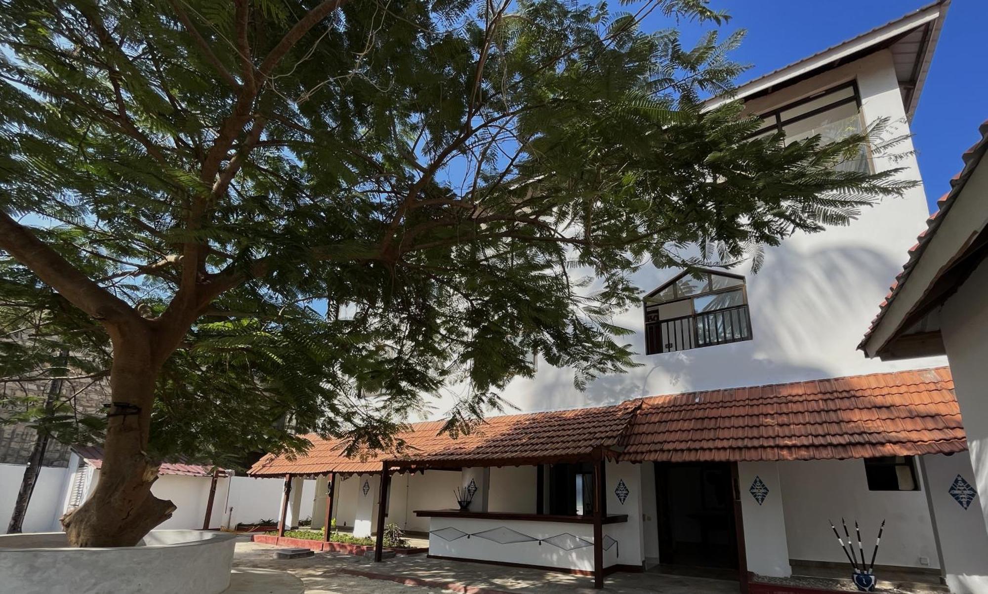 Bianco Azzurro Hotel & Restaurant Pwani Mchangani Eksteriør billede
